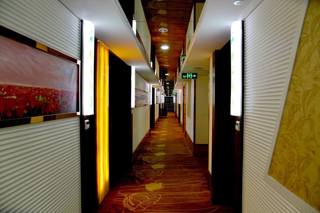 Yiwu Chu Xin Hotel Экстерьер фото